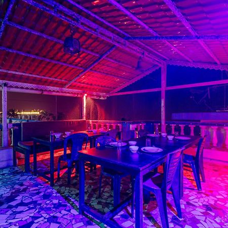 Baga Fantacia Beach Inn Калангут Экстерьер фото