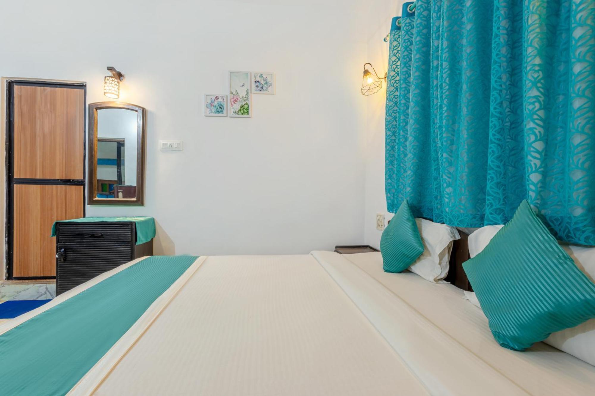 Baga Fantacia Beach Inn Калангут Номер фото
