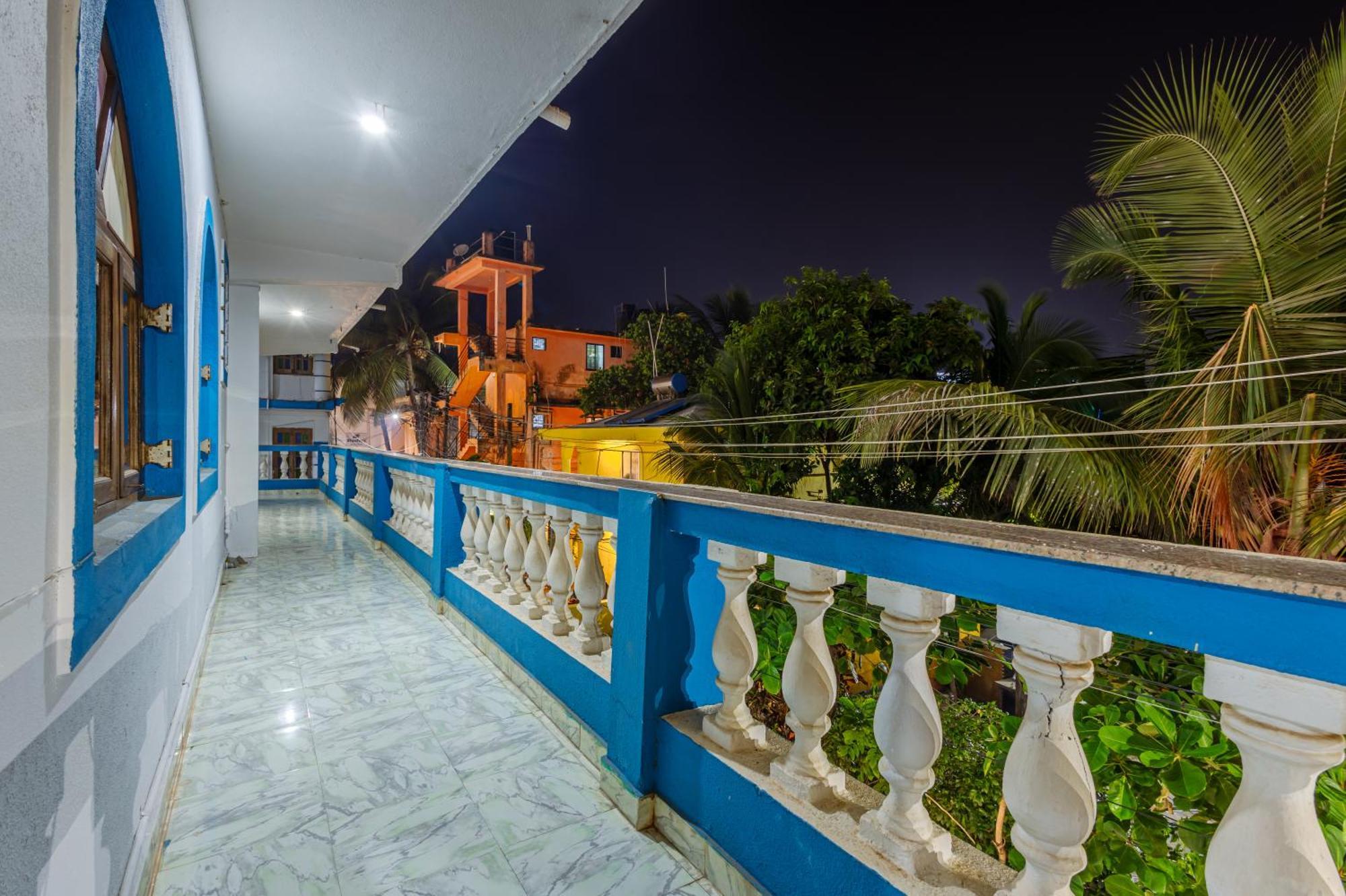 Baga Fantacia Beach Inn Калангут Номер фото